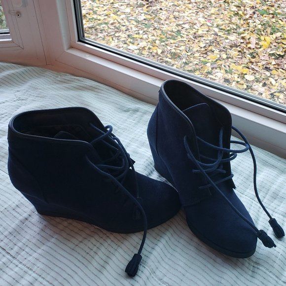 MADDEN GIRL Wedge Booties - Picture 1 of 8